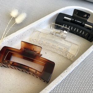 Set of 3 claw clips